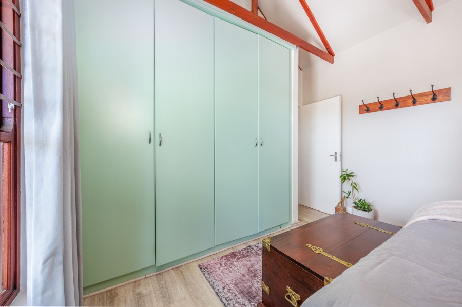 2 Bedroom Property for Sale in D